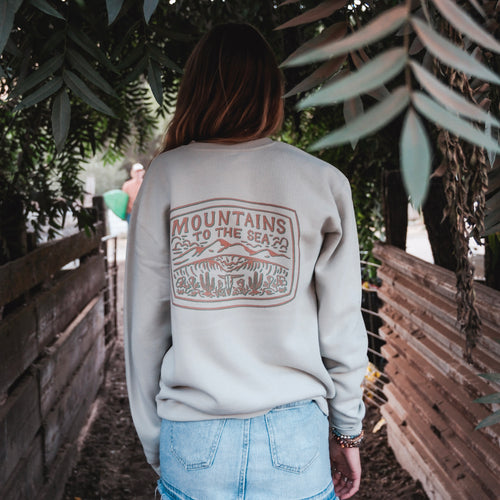 Mountains to the Sea Bay Crewneck